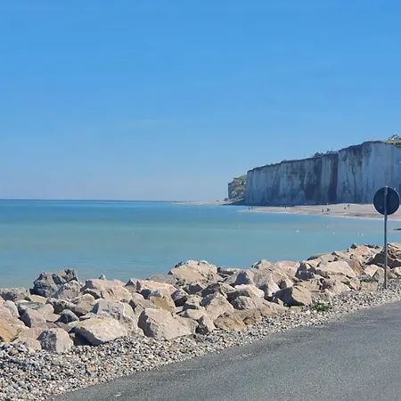 Vue Sur Et Sur L Entree Du Port Appartement *